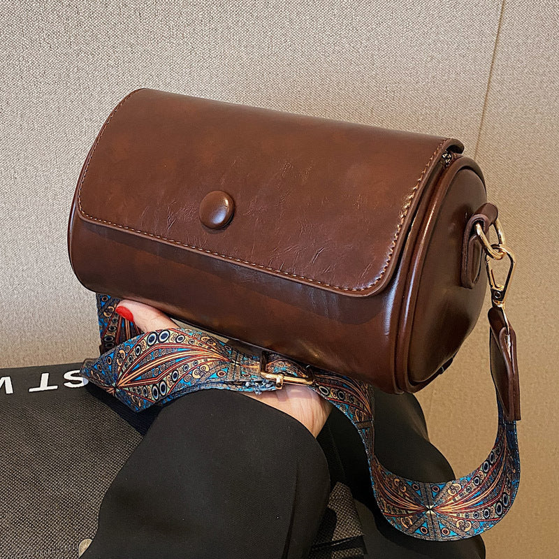 Wholesale PU Messenger Broadband Single Shoulder Cylinder Bag